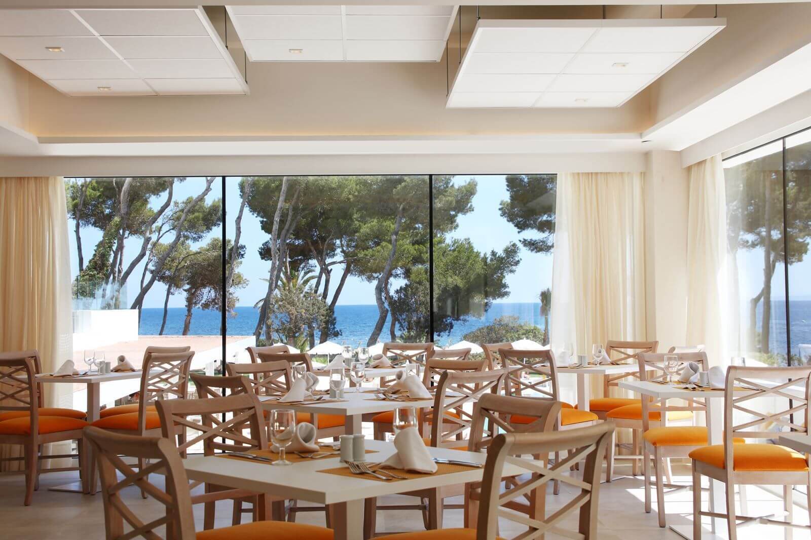 Iberostar Selection Santa Eulalia restaurant